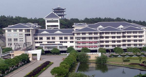 湖南大众传媒职业技术学院 图书馆