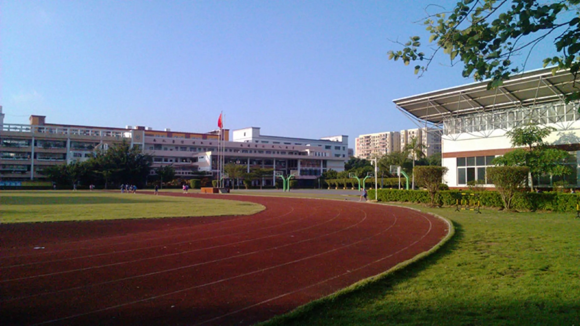 电：长沙市三联科技中等职业学校初中毕业就读长沙学校